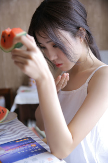 校花的秘密 小说